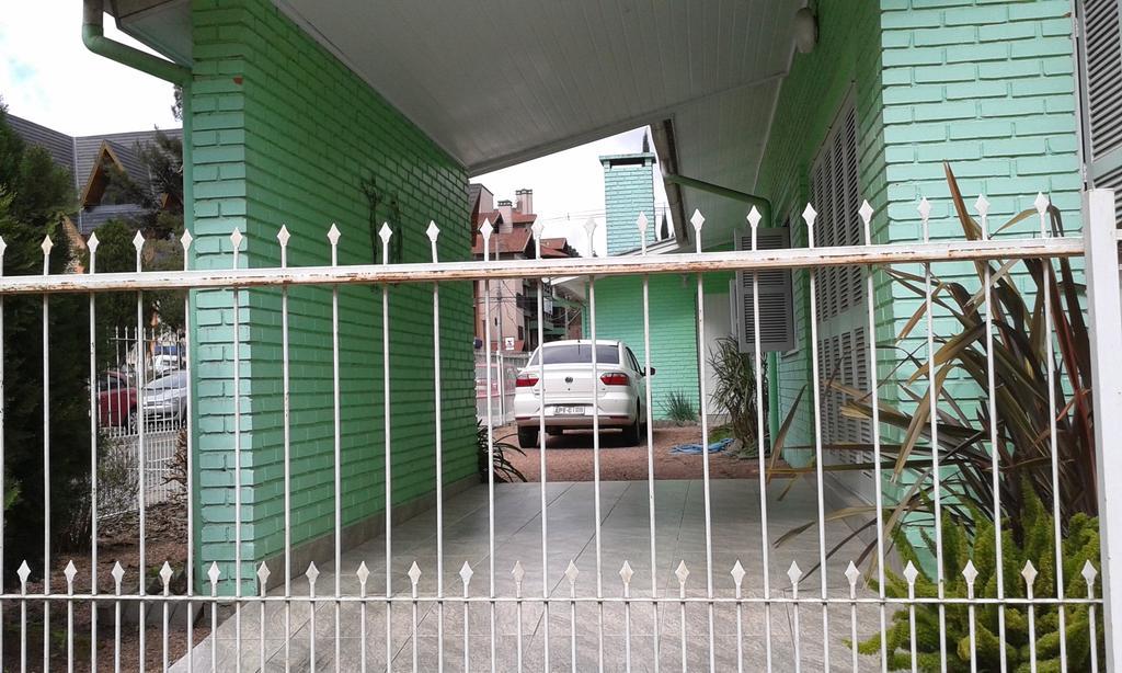 Vila Casa Rua Padre Carmene Gramado Exteriér fotografie